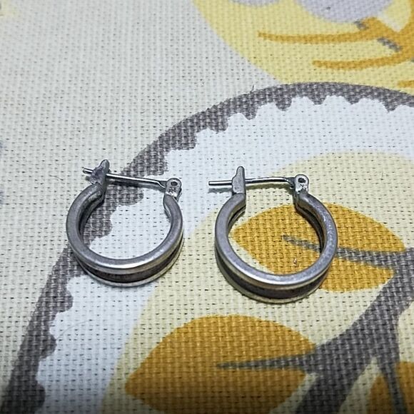 Vintage Silver Hoop Earrings - Picture 2 of 3